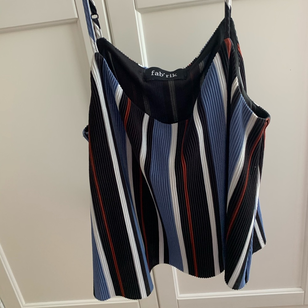 local boutique trendy tank!